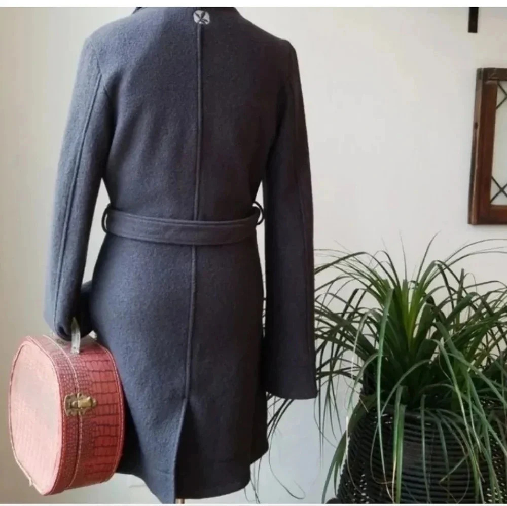||CARVE|| wool jacket, coat, belted, gray, vented, fitted, extra small - Picture 3 of 7